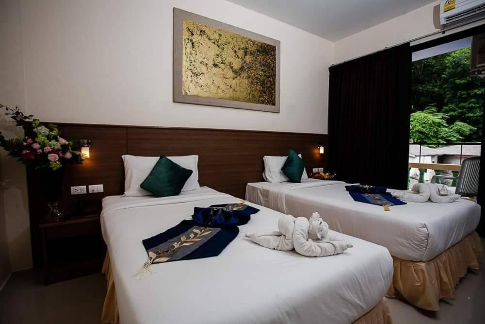 Royal Waves Hotel Patong Eksteriør billede