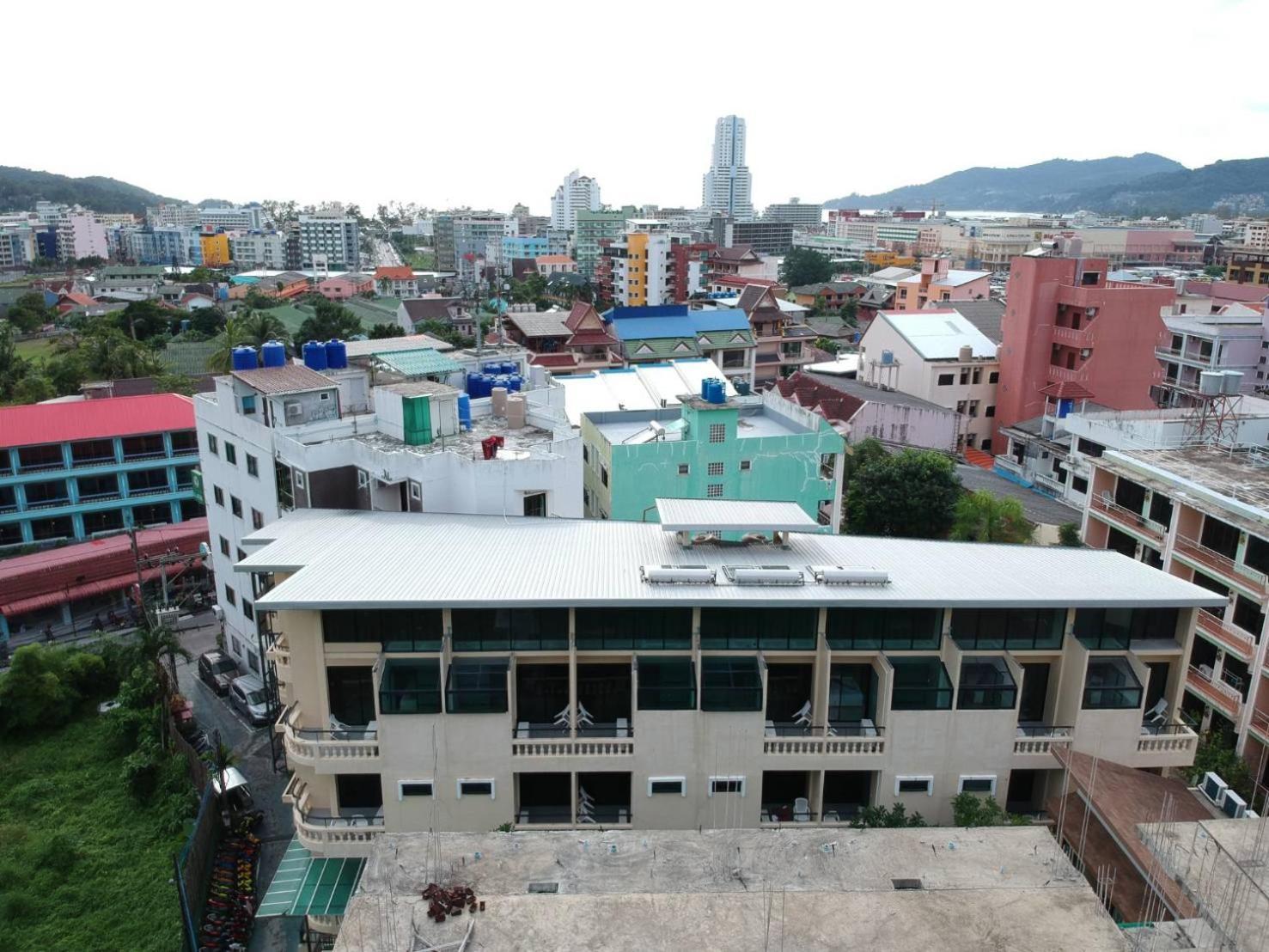 Royal Waves Hotel Patong Eksteriør billede