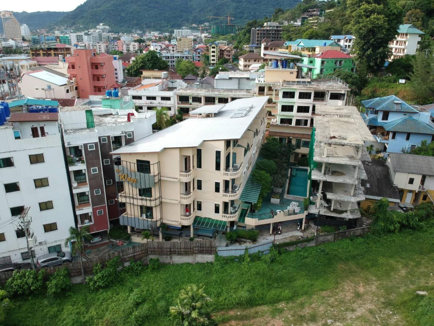 Royal Waves Hotel Patong Eksteriør billede