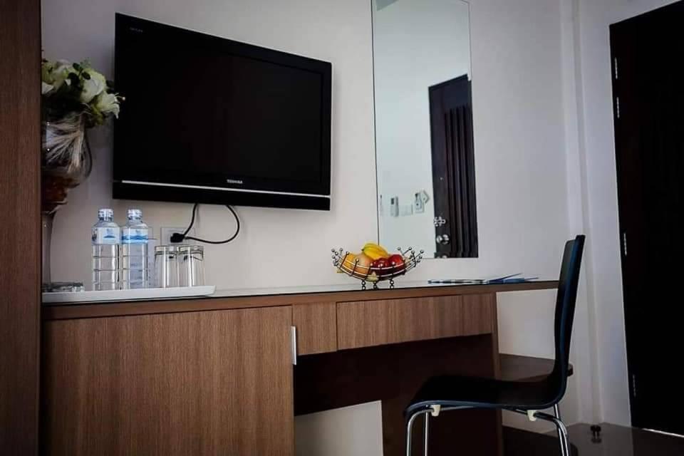 Royal Waves Hotel Patong Eksteriør billede