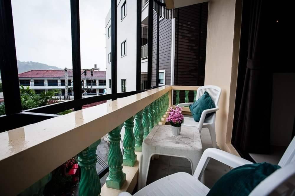 Royal Waves Hotel Patong Eksteriør billede